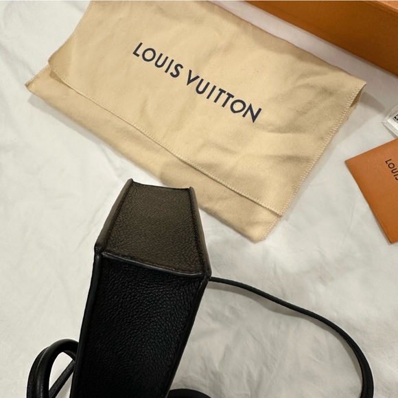 Louis Vuitton Petit Sac Plat Empreinte Black Leather - Picture 10 of 13